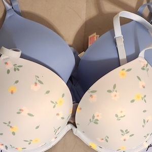 Bundle 32D PINK Victoria Secret Bra